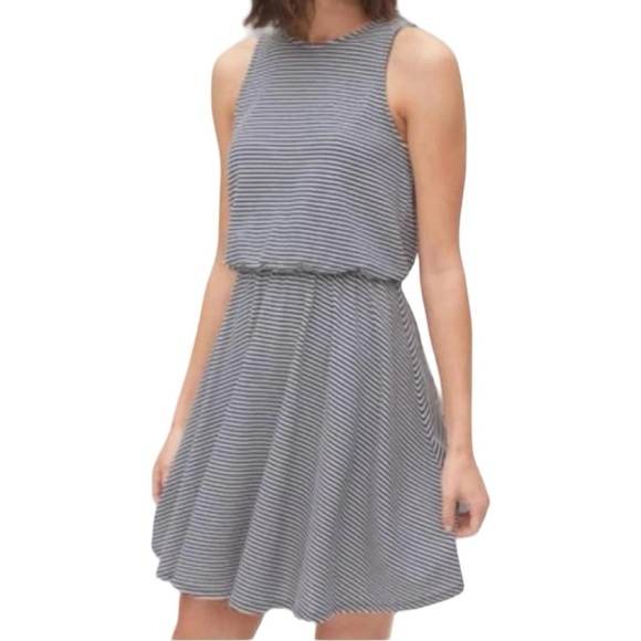 NWT Gap Midi Stripe Knit Dress Navy/White Large - Picture 1 of 7